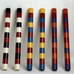 Andre Cadere : six barres de bois rond, 1975, collection musée national d'art moderne.