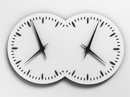 Les Inséparables, 2000-2010. Horloge, 67 x 120 x 15 cm. Œuvre produite par la Manufacture Jaeger-LeCoultre, partenaire privilégié de l'exposition. © Esther Shalev-Gerz, ADAGP, Paris 2010