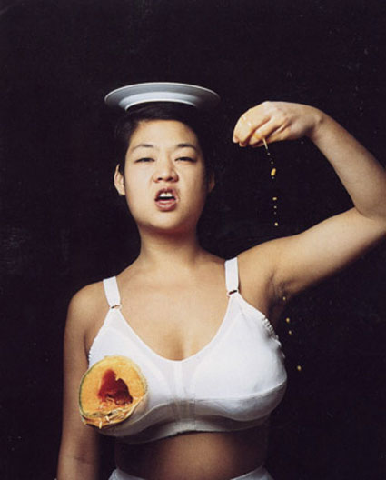 Patty Chang, Melons at a loss, image tirée de la vidéo