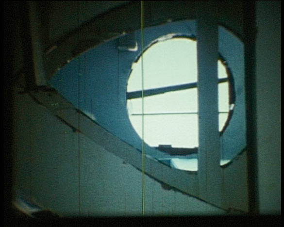 Gordon Matta Clark Office Baroque, 1977. Film noir et blanc / Black & white film 16 mm, 44’. Dépôt du CNAP, ministère de la Culture et de la Communication. Musée d'art contemporain, Marseille. Photo : David Giancatarina © ADAGP, 2013.