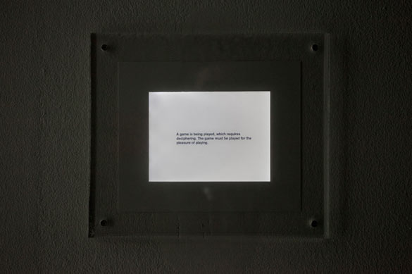 Philippe Parreno, Flickering Labels, 2013. Vue d'exposition / Exhibition view, Palais de Tokyo, Paris. Photo : Nicolas Giraud.