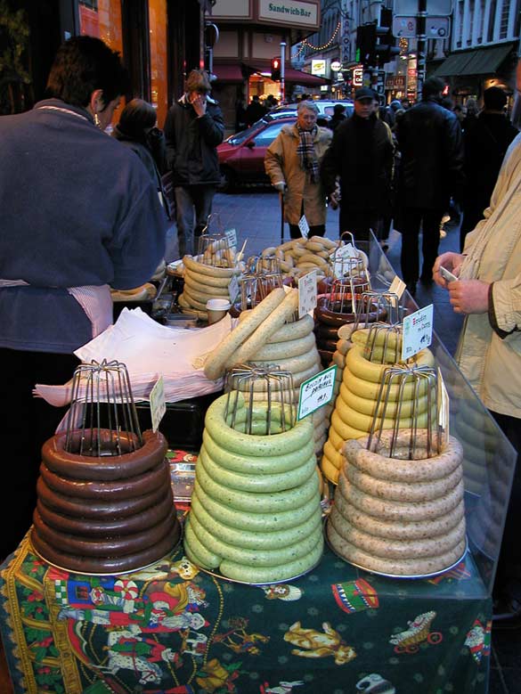 Photo : Vessela Nozharova, Bruxelles / Brussels (saucisses, sausages), 2005.