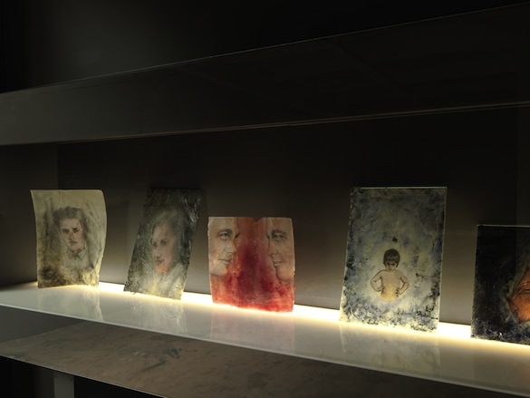 Vue de l’exposition Bruno Pélassy, Centre d’art contemporain d’Ivry – le Crédac, 2015. Courtesy Air de Paris, Paris. Photos : André Morin / le Crédac