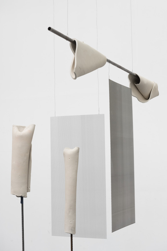 Katinka Bock, Zarba Lonsa, (Boudoir), 2015 . Courtesy Meyer Riegger, Berlin-Karlsruhe ; Jocelyn Wolff, Paris.