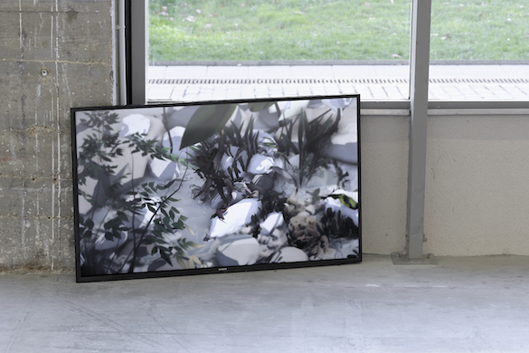 Vue de lʼexposition Co-Workers: Beyond Disaster, Bétonsalon – Centre dʼart et de recherche, Paris, 2015. Ian Cheng, Something Thinking of You, 2015, simulation live, durée infinie. Courtesy de lʼartiste et galerie Pilar Corrias. Photo : Aurélien Mole.