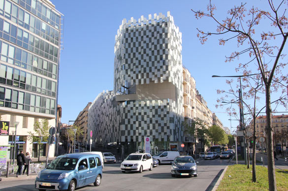 Kengo Kuma & Associates, Frac PACA, Marseille, 2012. Photo : Xavier Zimmermann / Frac PACA Commande du Frac Provence-Alpes-Côte d’Azur.