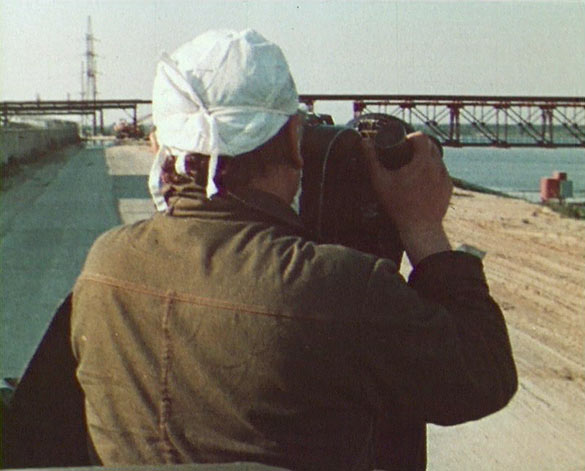 Rossella Biscotti, The Sun Shines in Kiev, 2006. Video still, DVD, 18’; Editing: Toon de Zoeten, music: FRAME (Leandro Sorrentino e Davide Mastropaolo); Courtesy Wilfried Lentz Rotterdam.