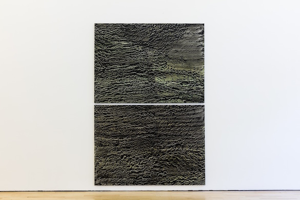 Vue de l'exposition / Exhibition view, Isa Genzken, "Basic Research Paintings", ICA, London. Photo : Mark Blower.