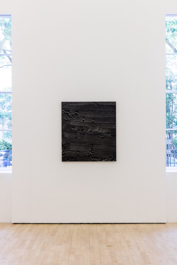 Vue de l'exposition / Exhibition view, Isa Genzken, "Basic Research Paintings", ICA, London. Photo : Mark Blower.
