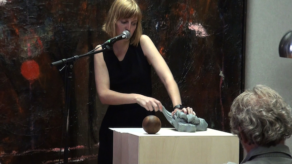 Hedwig Houben, Six Possibilities for a Sculpture II, Ostende, 2010. Video still. Courtesy Galerie Fons Welters, Amsterdam