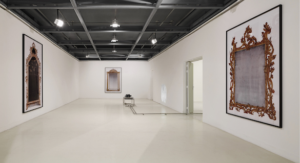 Toutes les images : Vue de l'exposition personnelle du collectif A Kassen. École municipale des beaux-arts | Galerie Édouard-Manet, Gennevilliers. Photo : Rémy Lidereau. Courtesy A Kassen ; New Galerie, Paris.